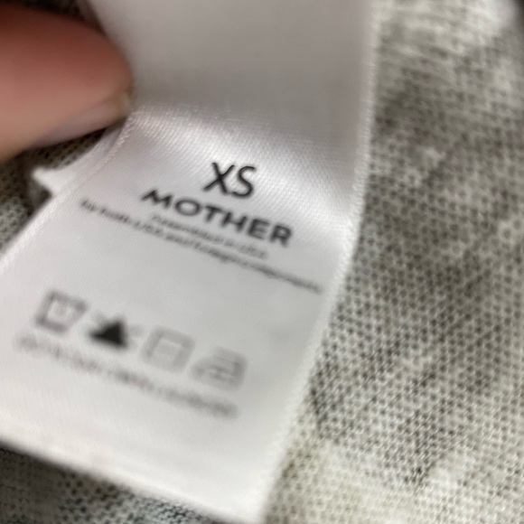 Pack of two MOTHER linen/cotton graphic tshirts XS - Picture 4 of 13